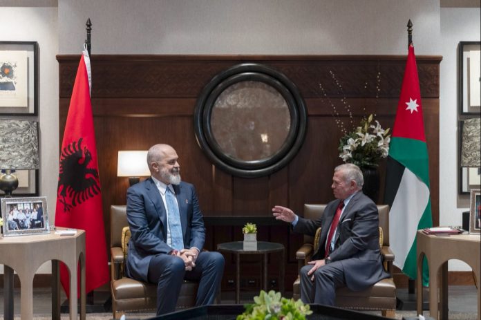 Rama visits Jordan, welcomed by King Abdullah II