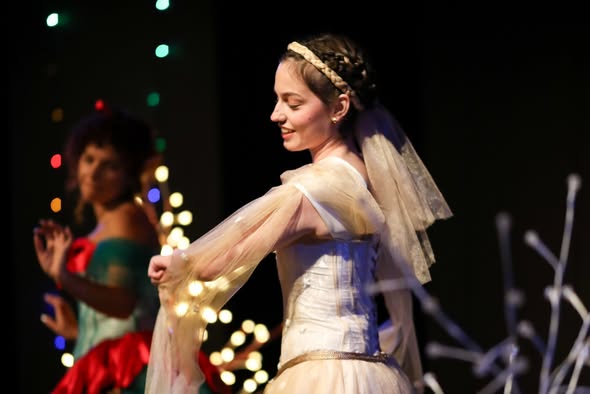 “The Lost Christmas” at Metropol Theatre