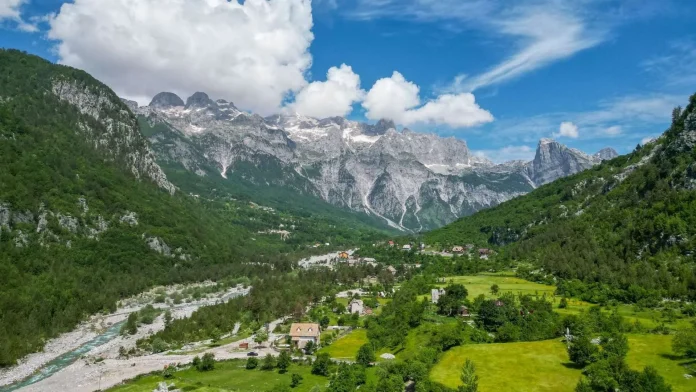 “Express”: Thethi, a Small Mountain Village Like Switzerland, But Without Crowds or High Prices
