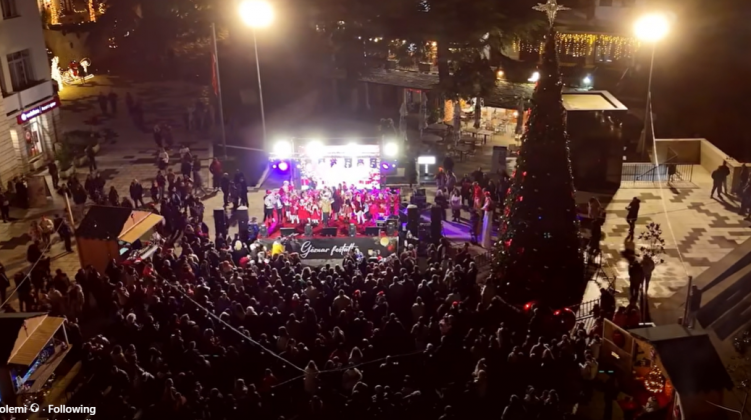 Circus show and music concerts light up Gjirokastra during festive days