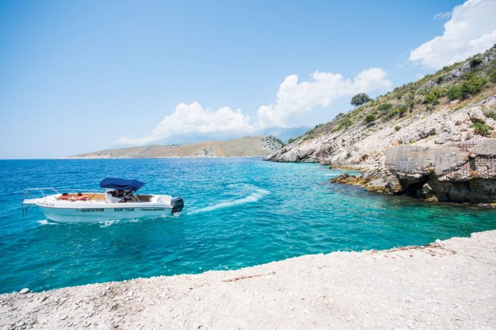 “Viajar”: Porto Palermo, one of the most enchanting coastal spots of the Albanian Riviera