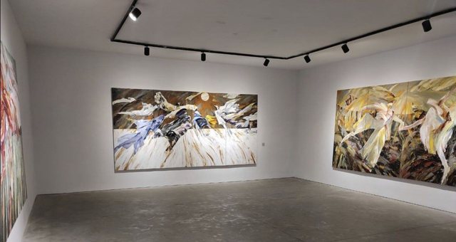 “Light in the Deep”: Human Beings Between Light and Shadow in Blerta Xhomo’s Works