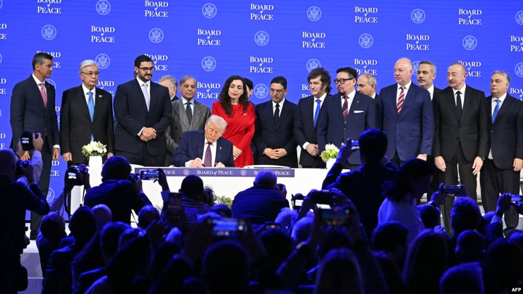 Davos, U.S. President Trump officially establishes Peace Board; Kosovan President Osmani signs