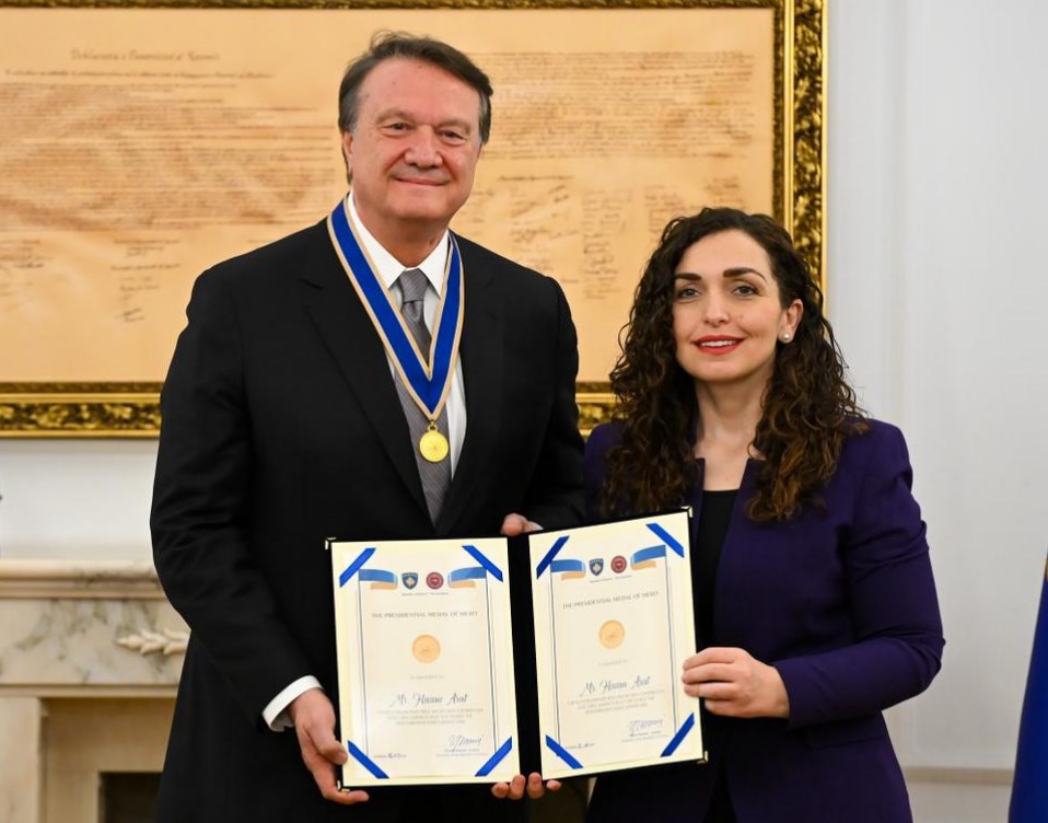 Osmani Awards Hasan Arat the Presidential Medal of Merit
