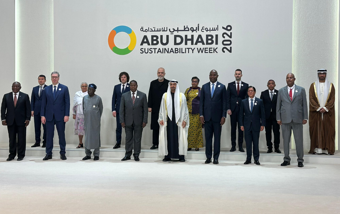 Abu Dhabi Sustainability Week Summit: PM Rama shares images from event launch