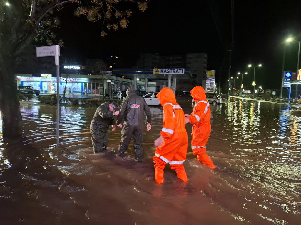 The Institute of Geosciences warns high risk of flooding and landslides across Albania