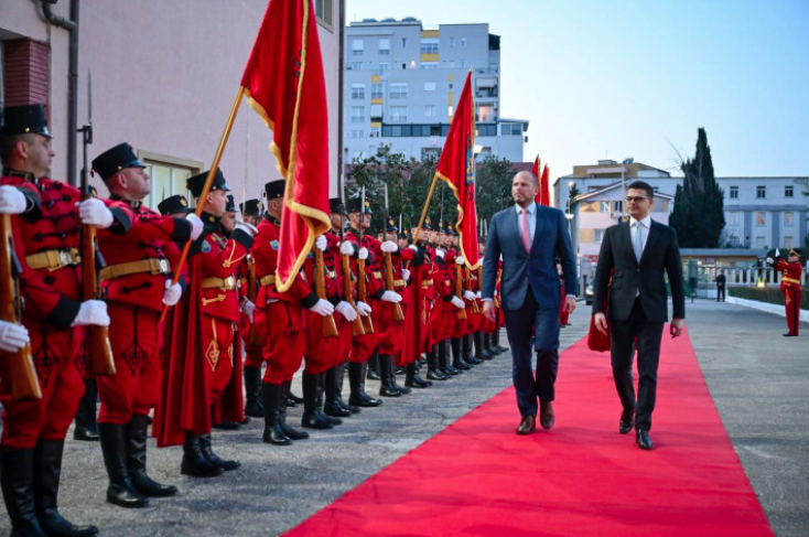 Defense minister meets Belgian counterpart; cooperation to strengthen capacities
