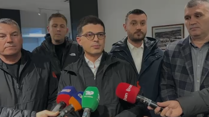 Rain situation: Defense minister says 100 personnel on the ground, preparing for another day on the front line