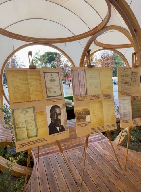 “Tirana Moons” Hosts Exhibition on Kosovar Albanian Leaders in Pre-Liberation Albania