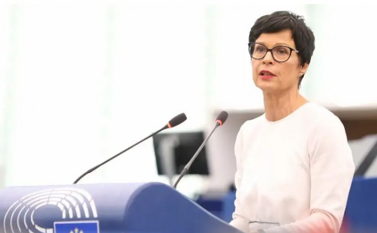 Commissioner Kos congratulates Kosova on new government: Focus to shift to reform advancement and Growth Plan