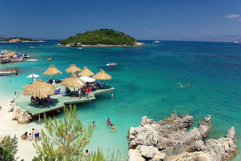 El Nuevo Herald: Albania, emerging for foreign visitors as an unknown jewel of Europe