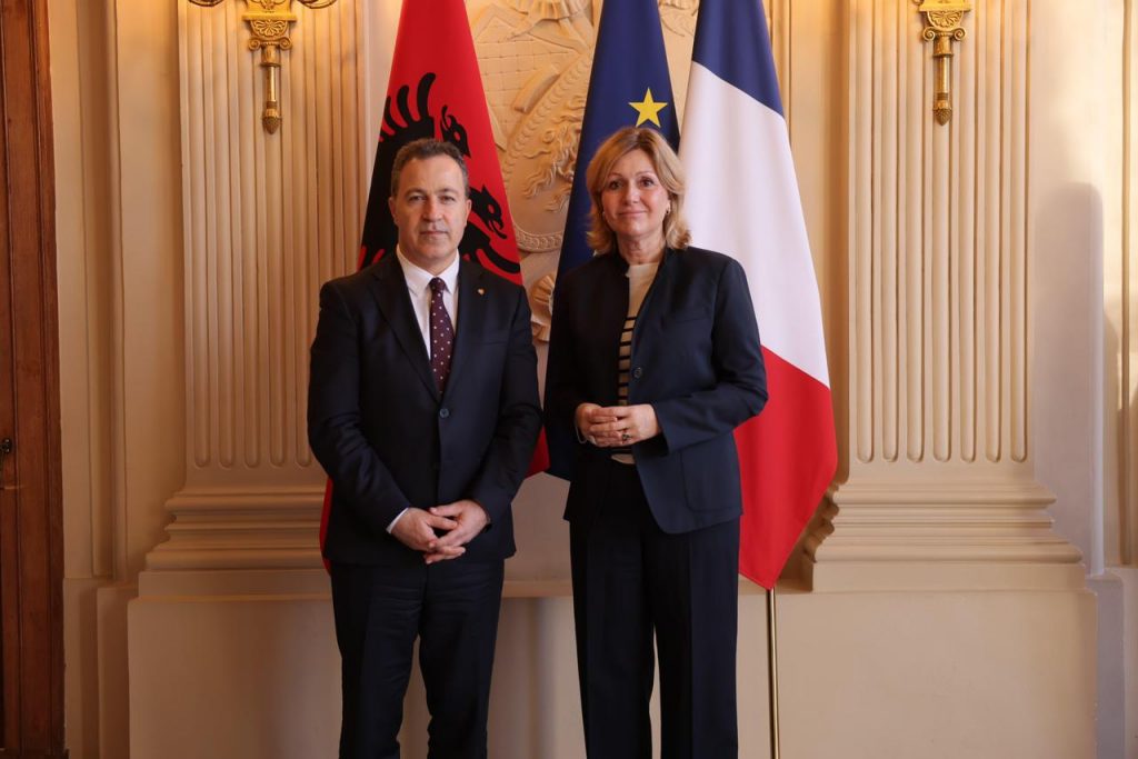 Speaker Peleshi meets French parliamentary president, France supports Albania’s EU integration