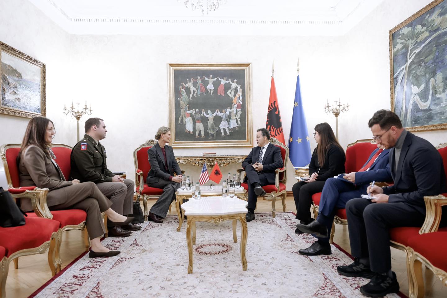 Speaker Peleshi meets US Chargé d’Affaires VanHorn, focuses on Albania-US strategic partnership in security and defense