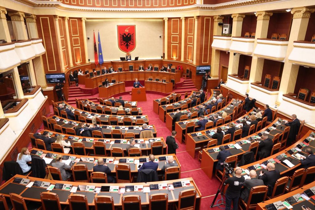 Parliament holds “Green Week” session, MPs discuss economy, infrastructure and environment
