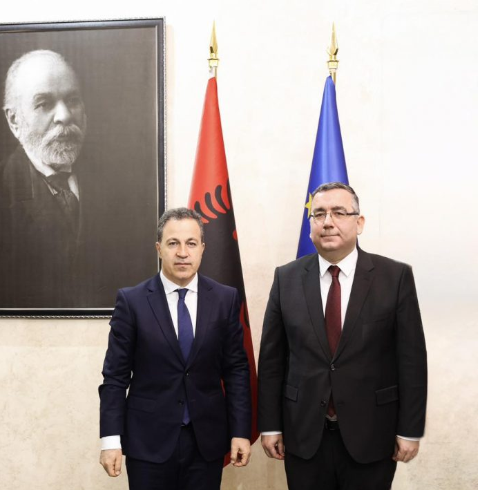 Speaker Peleshi meets Turkish ambassador, praises contribution to parliamentary cooperation