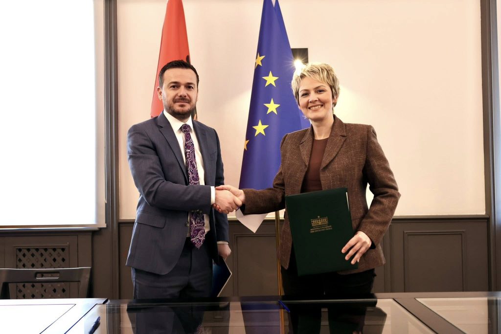 Albanian Ministry of Agriculture signs cooperation memorandum with Presheva municipality