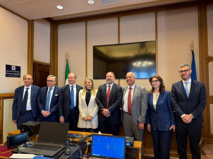 Mazniku holds high-level talks in Italian Parliament on EU integration