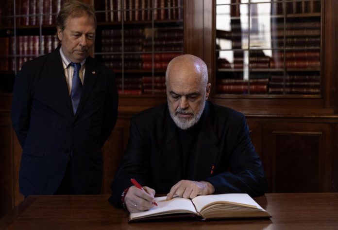 Edi Rama at Chamber of Commerce of Catalonia: Albania now a top destination for Spanish youth