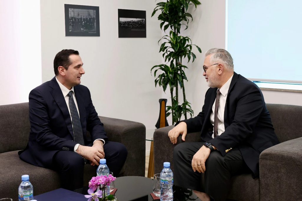 Justice Minister Gogu meets chief of the Special Anti-Corruption Structure to strengthen law and rule of law