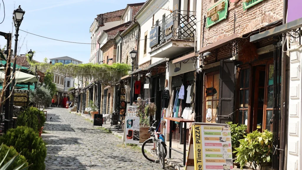 “Islands”: Korça, Mediterranean surprise challenging Spain and Italy