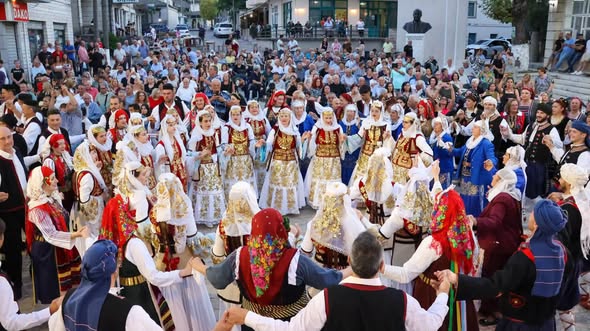 “Më ço në fshatin tënd” festival celebrates folklore and traditions in Dropull