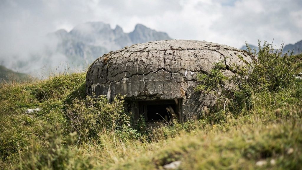 SciencePost.fr highlights Albania’s bunker history and their transformation into memory sites
