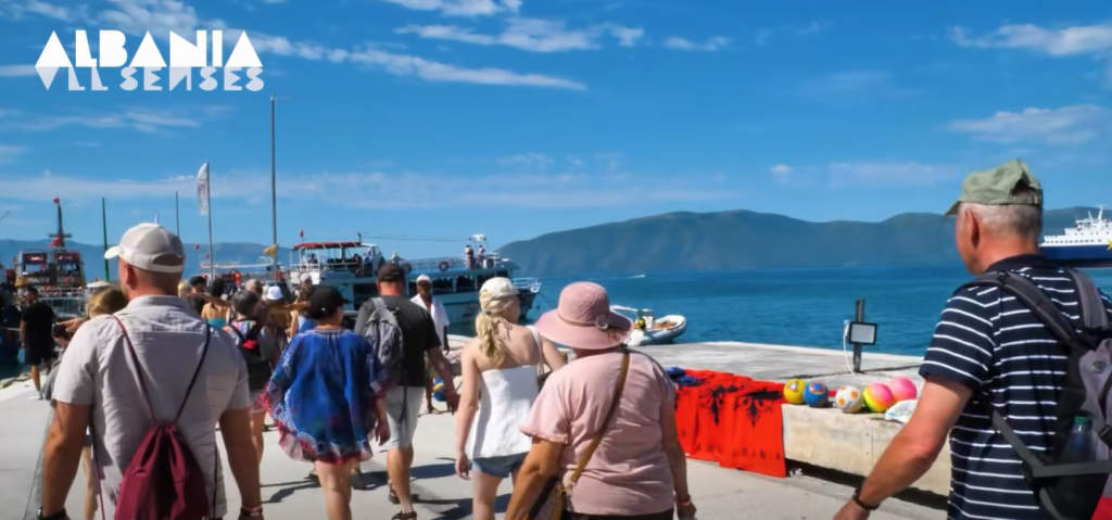 National Tourism Agency informs visitors at Albania’s entry points