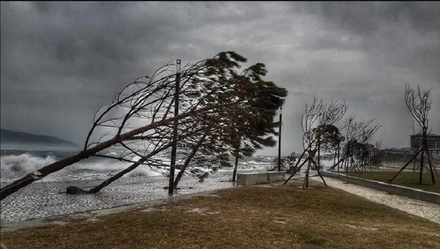 Severe storms set to sweep across Albania on Friday
