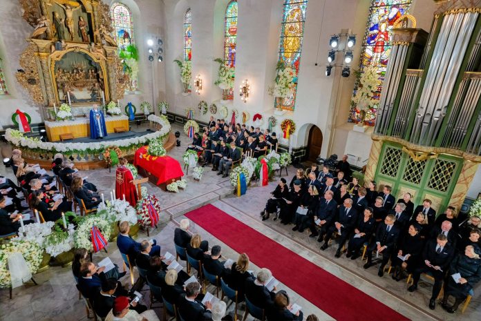 Albanian President Begaj Attends Farewell Ceremony for Norway’s King Harald V