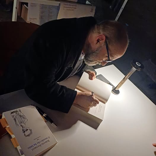 Roberto Ferrucci brings travel writing to Tirana