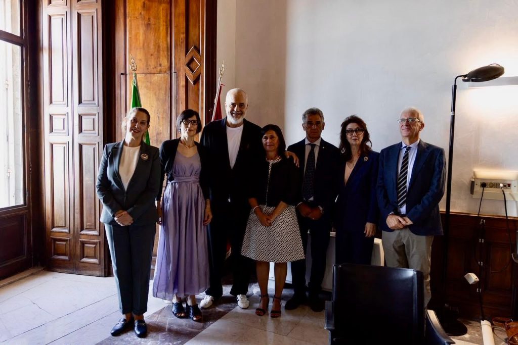 PM Rama visits historic Albanian language chair in Naples