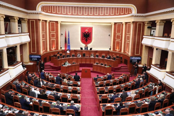 Parliament holds plenary session of “Green Week”