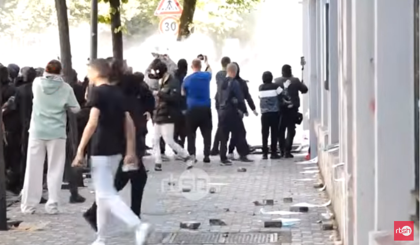 Students gather again to protest outside Ministry of Education