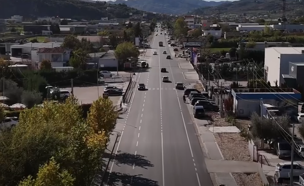 Southern road linking Tirana, Durrës and the coast advances