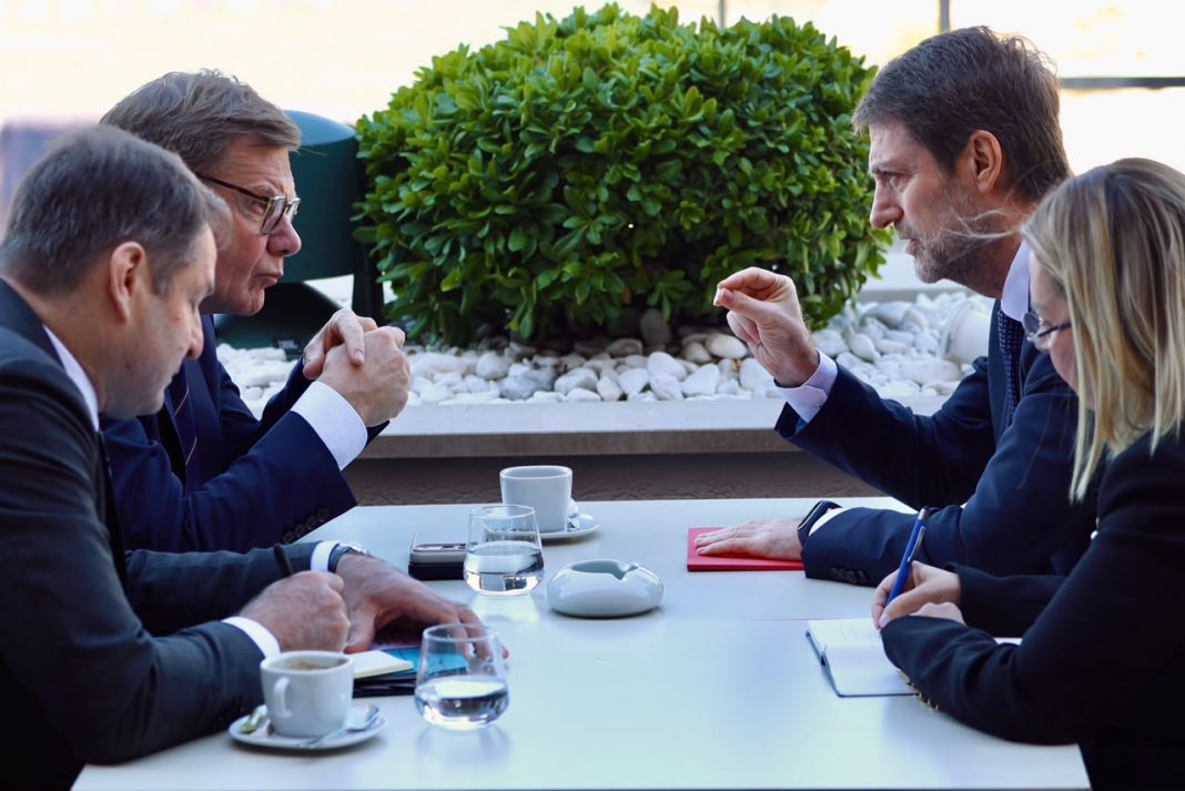 Hoxha rencontre Wadephul: le programme de réformes, clé de l’avenir européen de l’Albanie