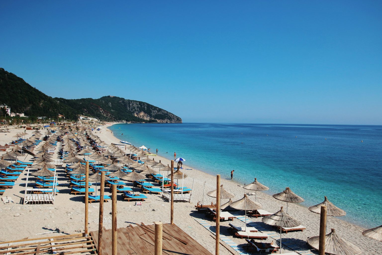 « Skyscanner.it » sélectionne Dhërmi parmi 20 destinations pour l&rsquo;automne