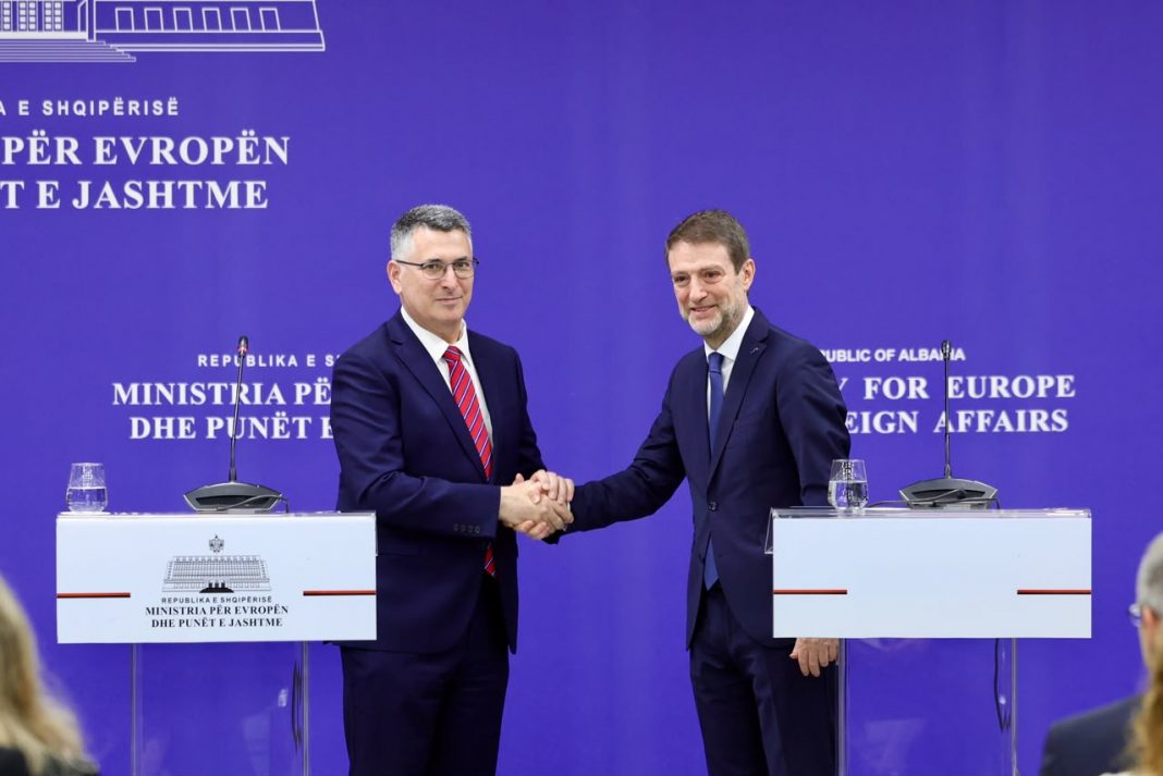 Sa&rsquo;ar: Relations avec l&rsquo;Albanie, liens historiques et valeurs morales partagées