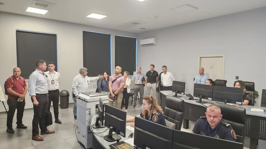 Ο Διευθυντής της αστυνομίας της Αλβανίας, Hita, επιδιώκει στενότερη συνεργασία με διεθνείς εταίρους