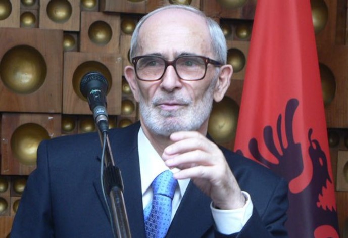 È scomparso all’età di 89 anni l’accademico Rexhep Qosja