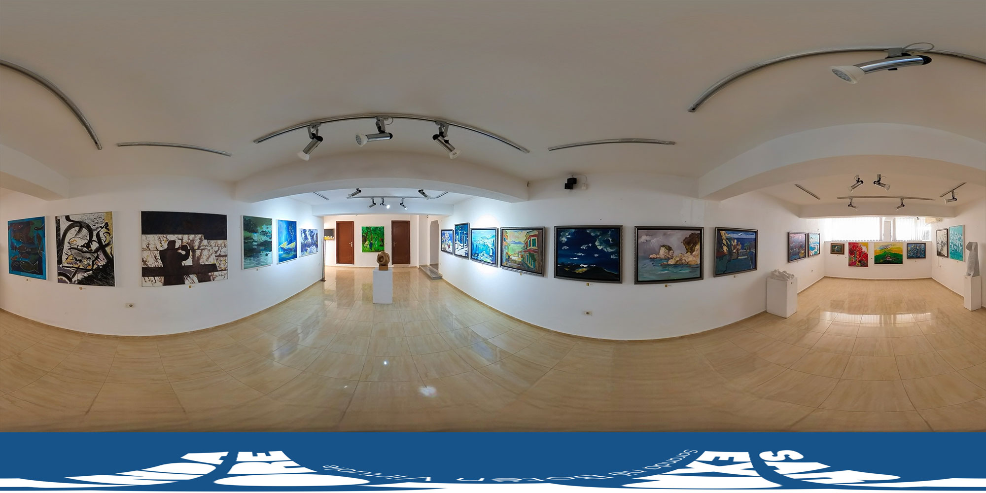 Grande interesse da parte dei turisti per la Galleria d’Arte di Saranda