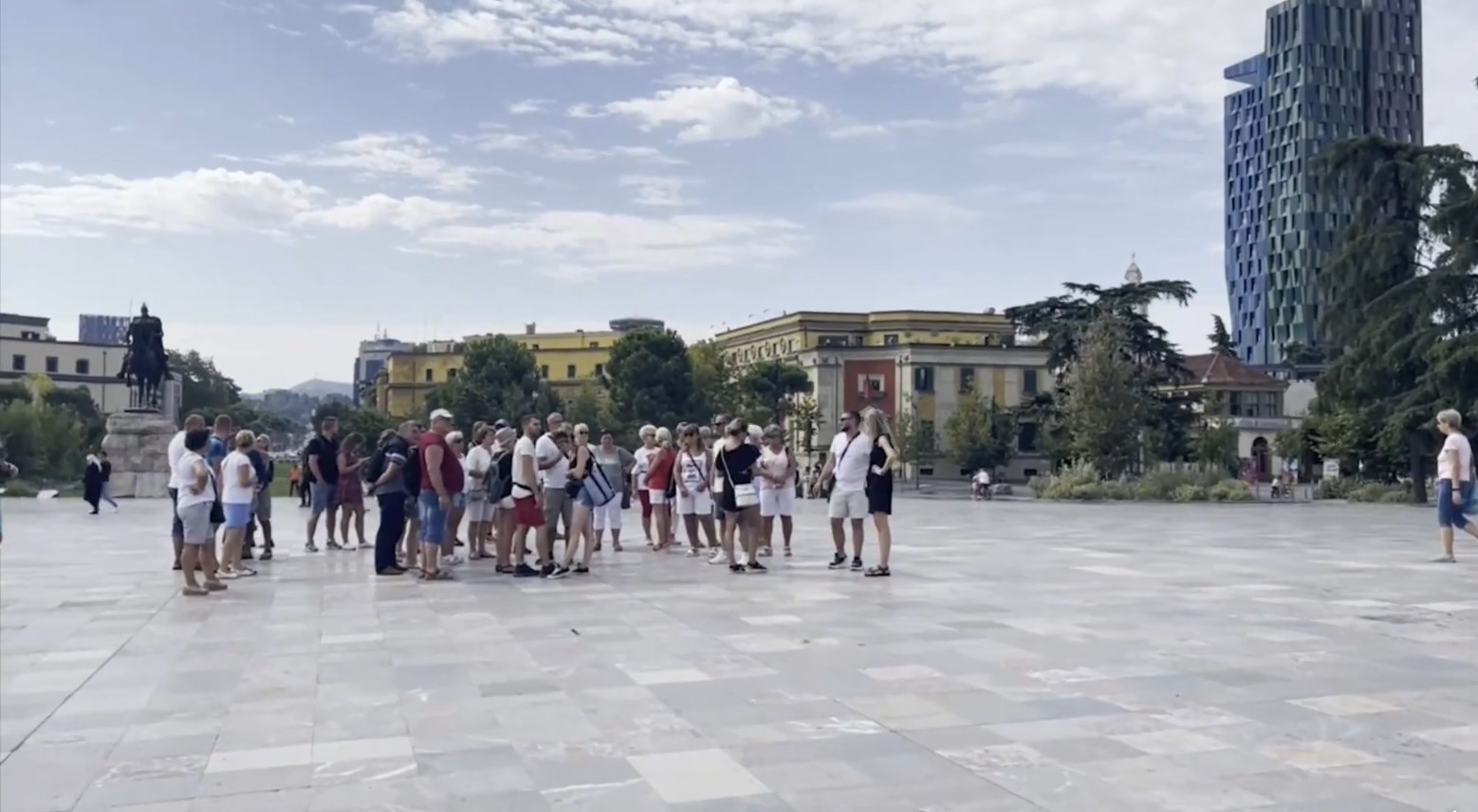 L’Albania vista con gli occhi dei turisti: “Tirana, un luogo meraviglioso”