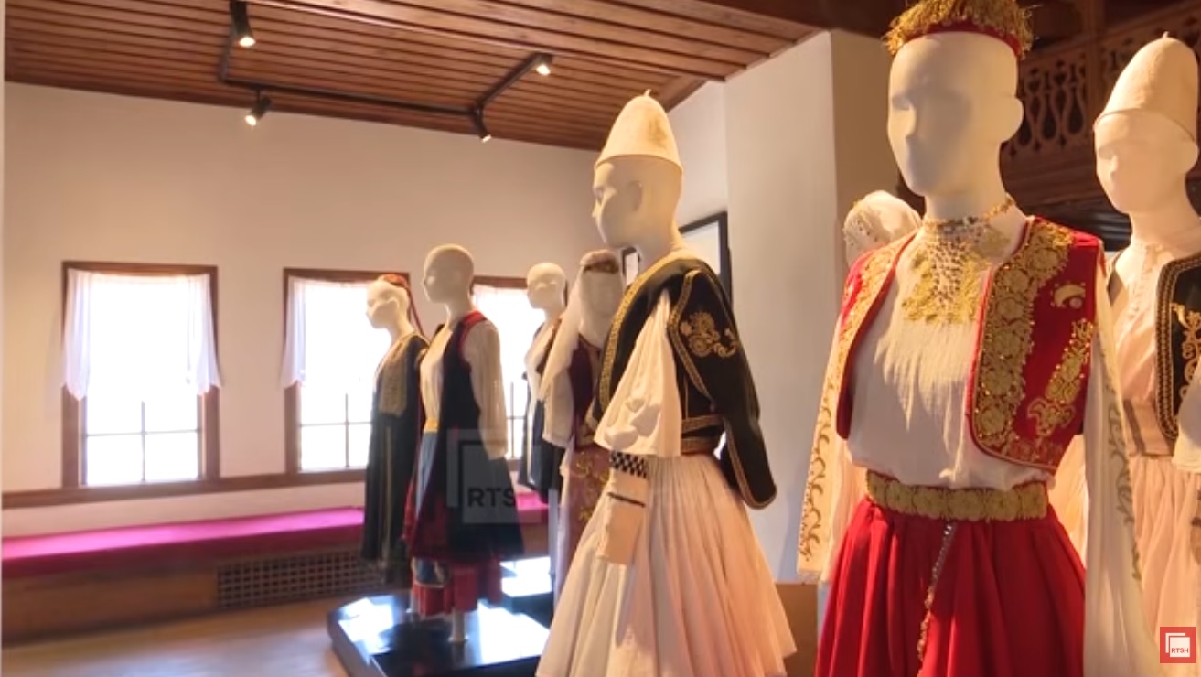 Al Museo Etnografico: i costumi tradizionali raccontano la storia e la tradizione