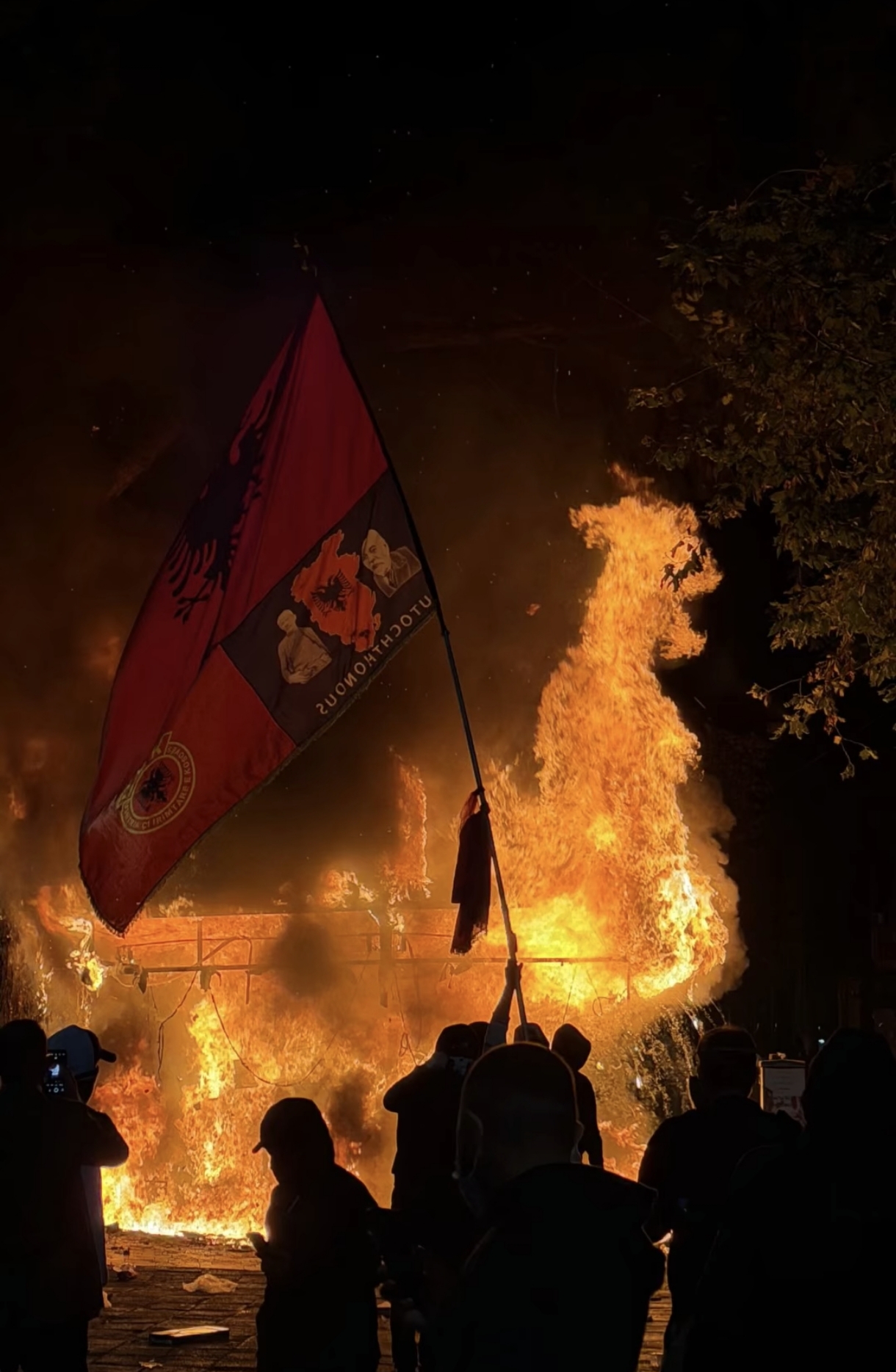 Proteste a Tirana: l’ambasciata polacca invita i viaggiatori a evitare le zone delle manifestazioni