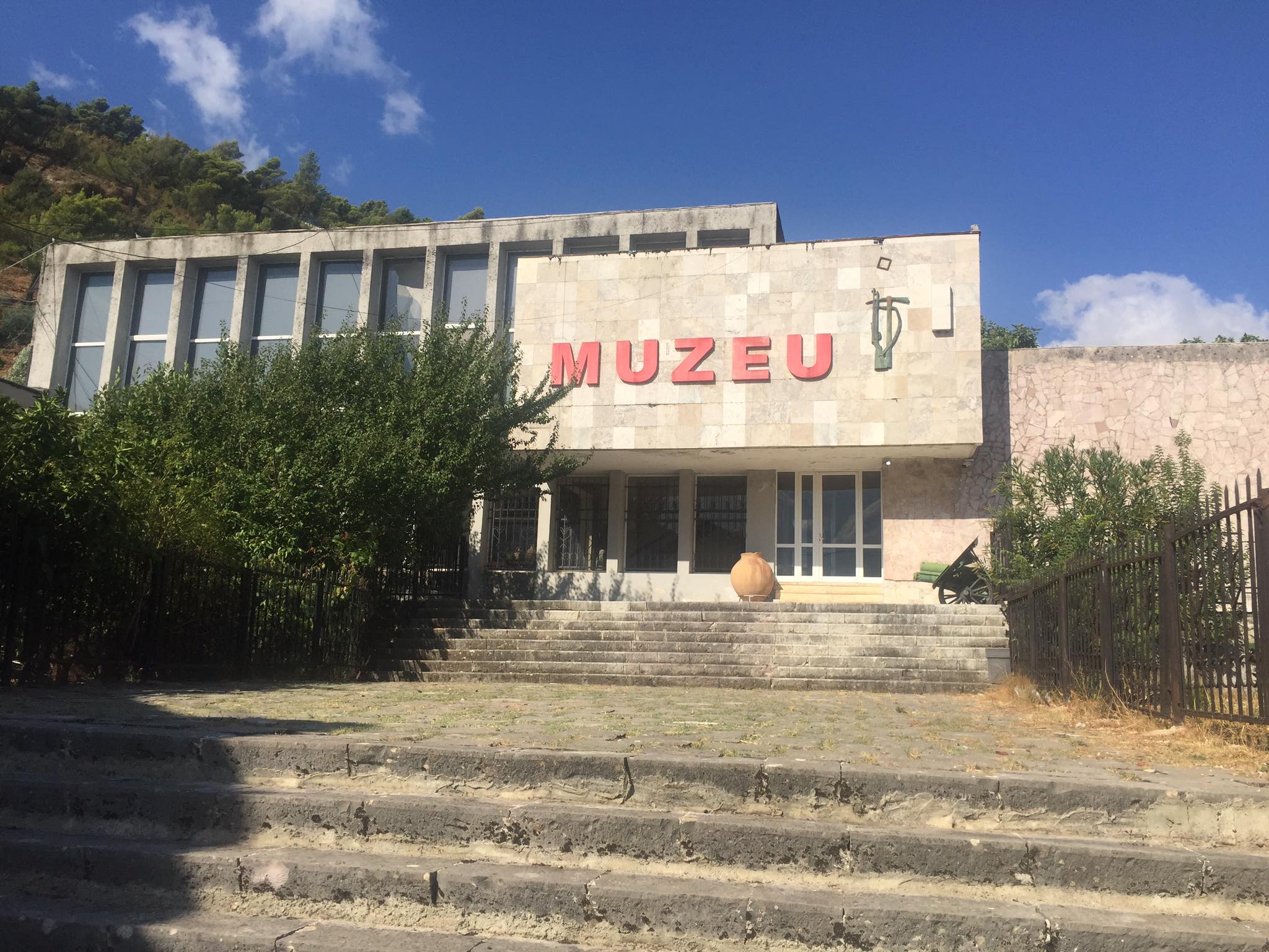 Grande interesse da parte dei turisti per il Museo Storico a Tepelena