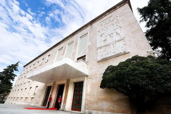 Nuova società commerciale statale istituita sotto l’egida del Ministero dell’Economia