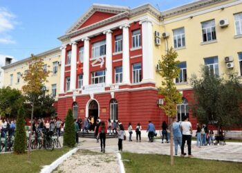 Albania, i docenti universitari proclamano il boicottaggio delle lezioni dal 21 ottobre