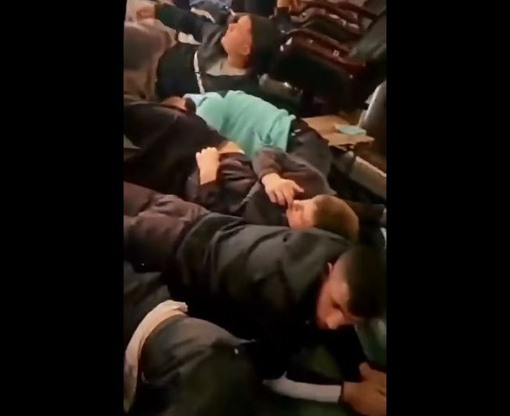 Policija Tirane na snimku neutralisanih osoba: Ne u policijskoj stanici. Civili? Zaposleni u kriminalističkoj policiji. Maskirani demonstranti kod QS-a