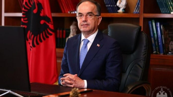 Cumhurbaşkanı Bajram Begaj’dan seçim öncesi mesaj: “Geleceğimiz için oy kullanın”