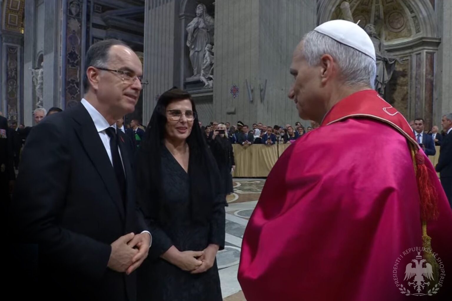 Cumhurbaşkanı Begaj, Papa Leon XIV’ün göreve başlama törenine katıldı