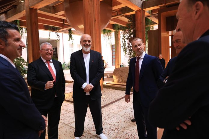 UEFA Zirvesi Tiran’da: Başbakan Rama, Ceferin ve Duka ile Bir Araya Geldi